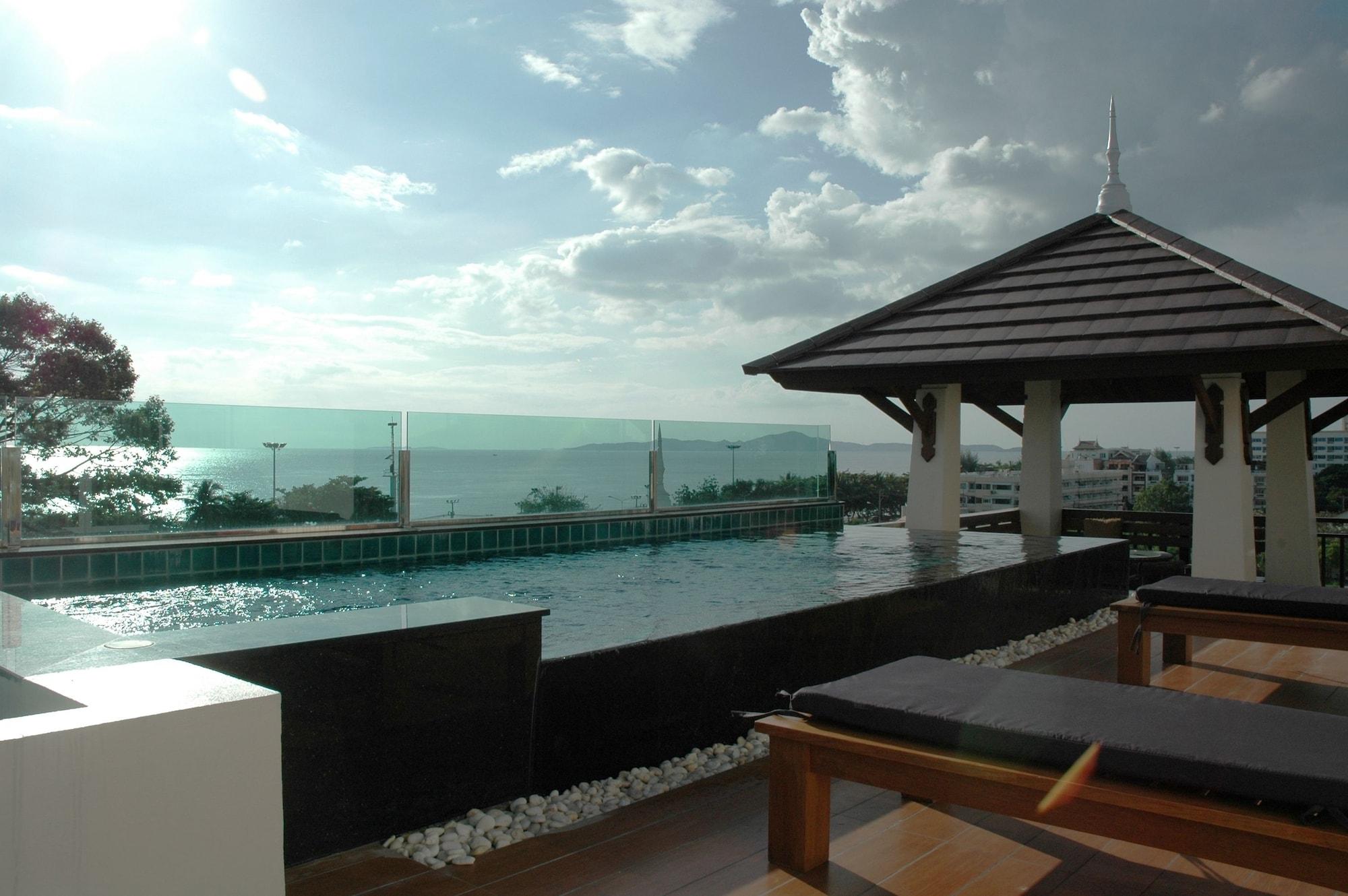 Jomtien Beach Penthouses Extérieur photo